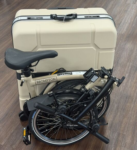 Brompton Foldon Case Koffer Hartschale mit 4 Rollen 16 Zoll beige